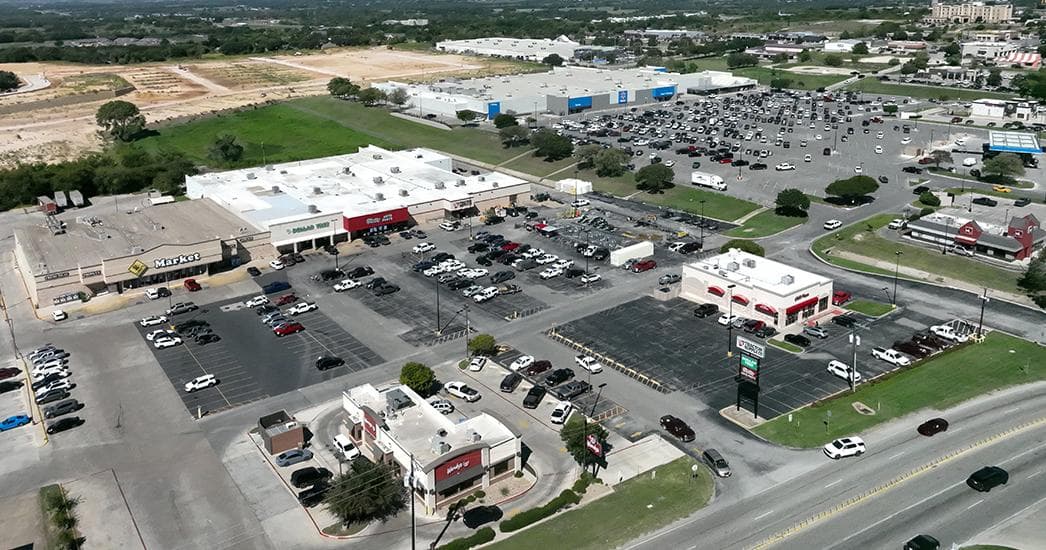 Plaza Point Shopping Center