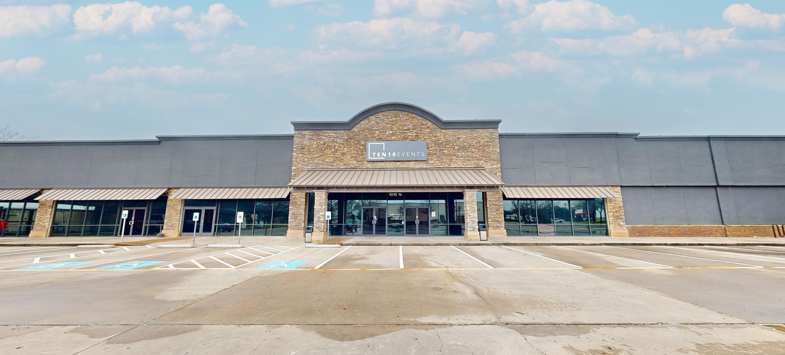 NWC E Randol Mill Rd & N Collins St