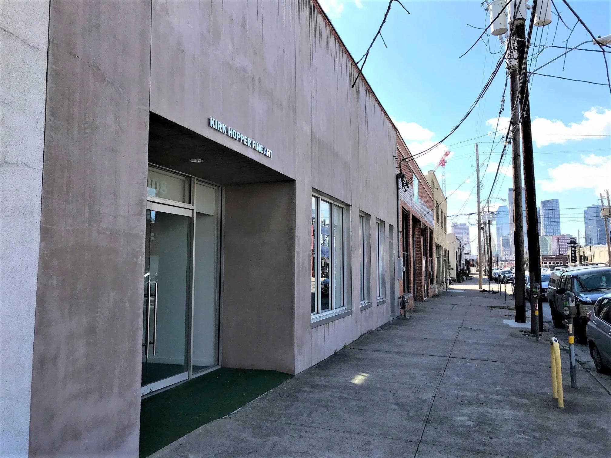 3008 Commerce St