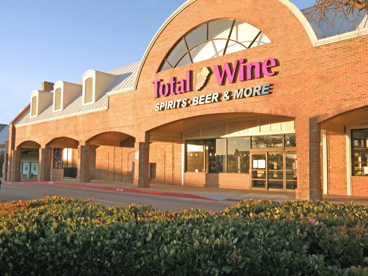 Total Wine image